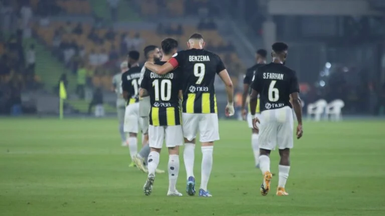 بالفيديو: أهم أحداث مباراة الفرص الضائعة بين الاتحاد والحزم 